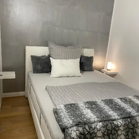 Sirmione Appartement Residenz Cesare Exterior photo